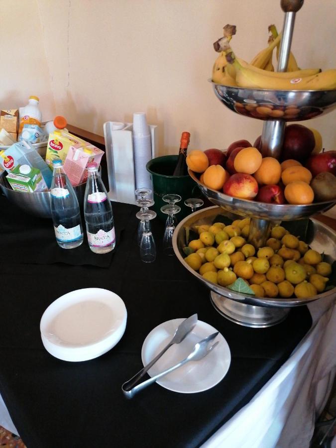 Hotel Antico Borgo ريولو تيرمي المظهر الخارجي الصورة