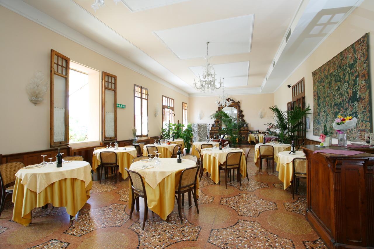Hotel Antico Borgo ريولو تيرمي المظهر الخارجي الصورة